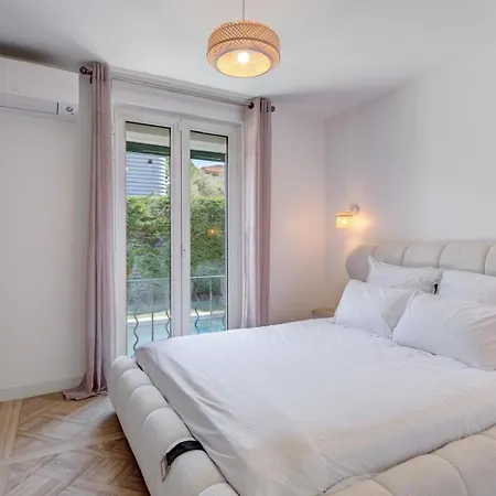 Prázdninový dům Urbanflat 228 - D Exception Avec Piscine Privee Et Plages A Pied Les Pins